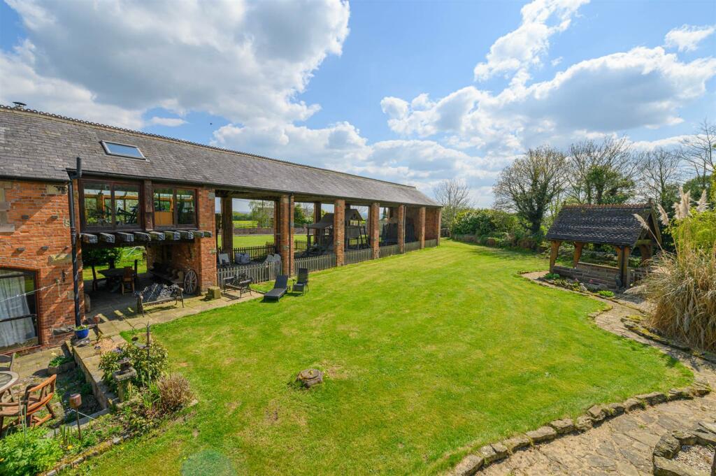 Additional image 6 of Oak Bank Barn & French Barn, Heatley Lane, Broomhall, Nantwich