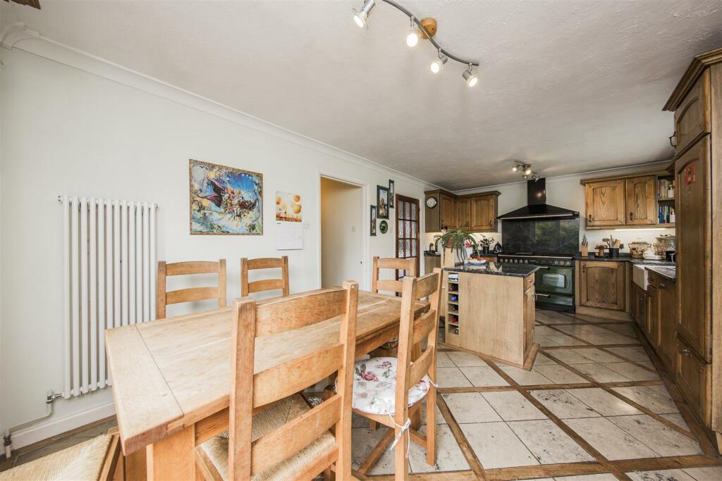 Additional image 7 of Southfleet Avenue, Longfield