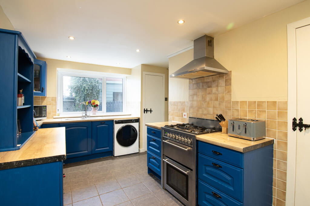 Additional image 4 of William Street, Montrose, DD10