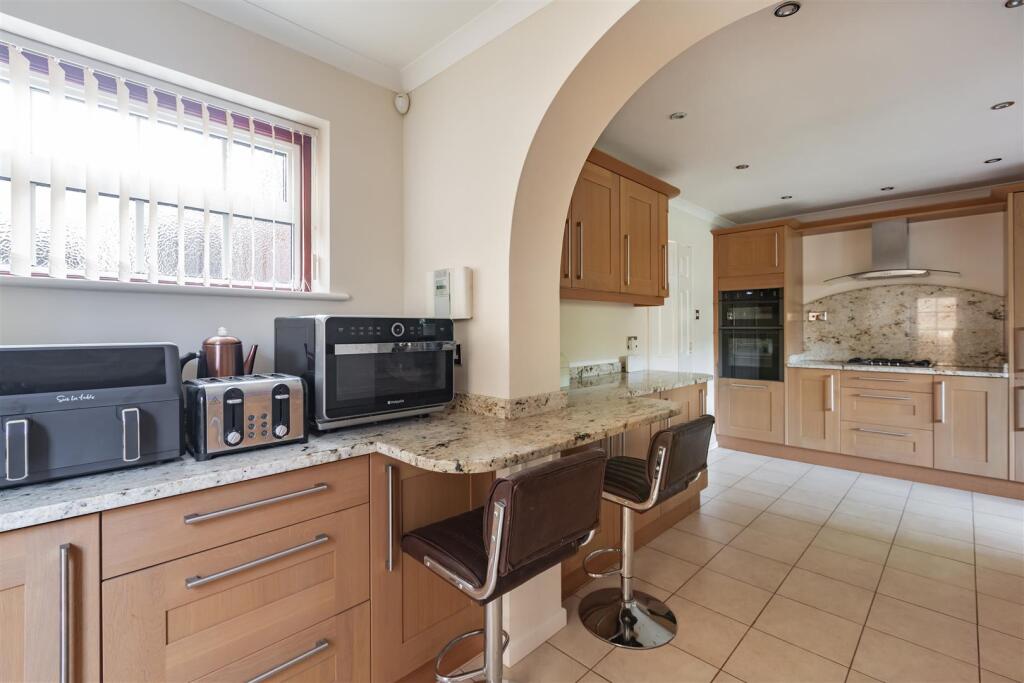 Additional image 5 of Chantry Avenue, Hartley, Longfield