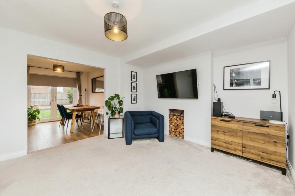 Additional image 10 of Riverside Crescent, Holmes Chapel, Crewe, Cheshire, CW4