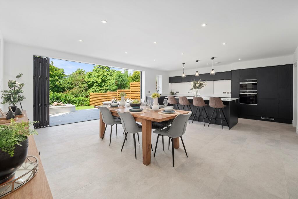 Oakley Wood Farm, Banbury Road, Bishops Tachbrook, Leamington Spa, CV33