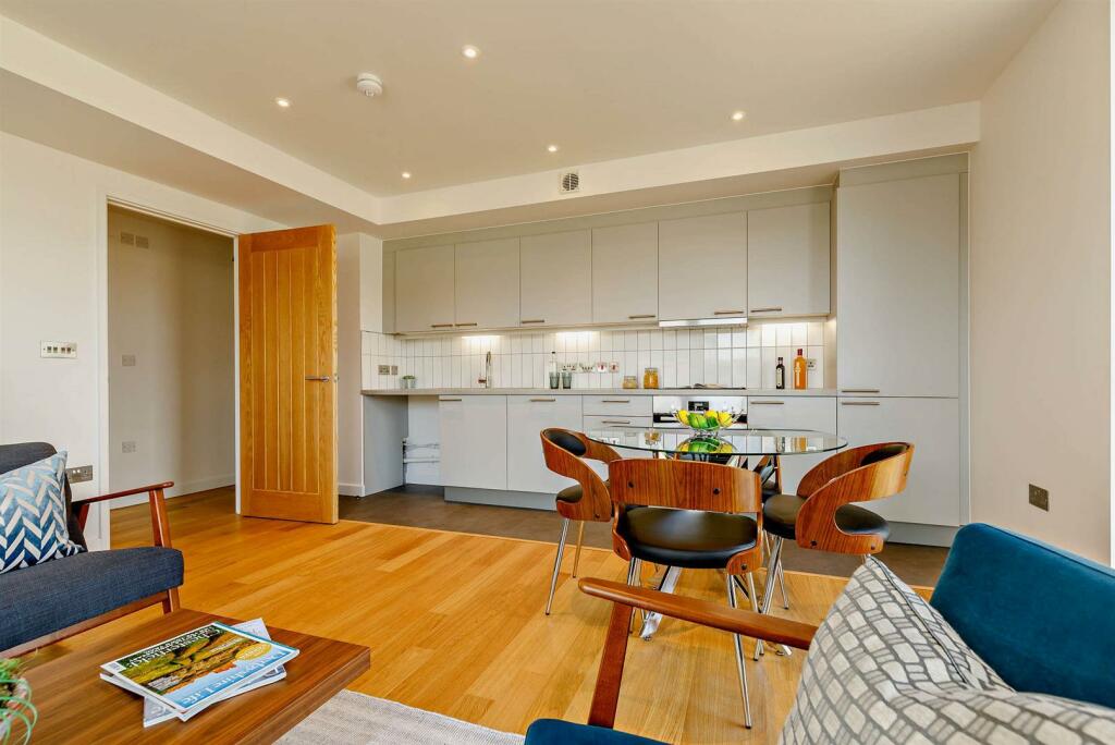 Additional image 2 of Spa Villas, Matlock Spa, Matlock