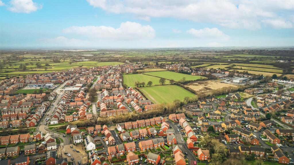 Additional image 30 of Groombridge Crescent, Heatherton Village