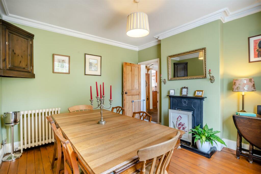 Additional image 8 of A spectacular opportunity to own a Georgian Grade II listed detached property in the heart of the village