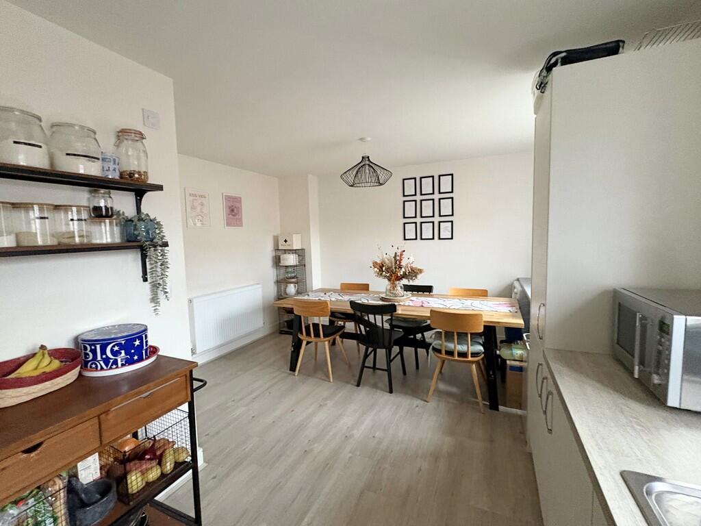 Additional image 16 of Diggs Close, Cawston