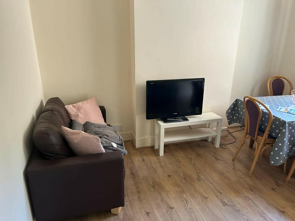 Additional image 2 of Clapham Terrace, Leamington Spa, Warwickshire, CV31