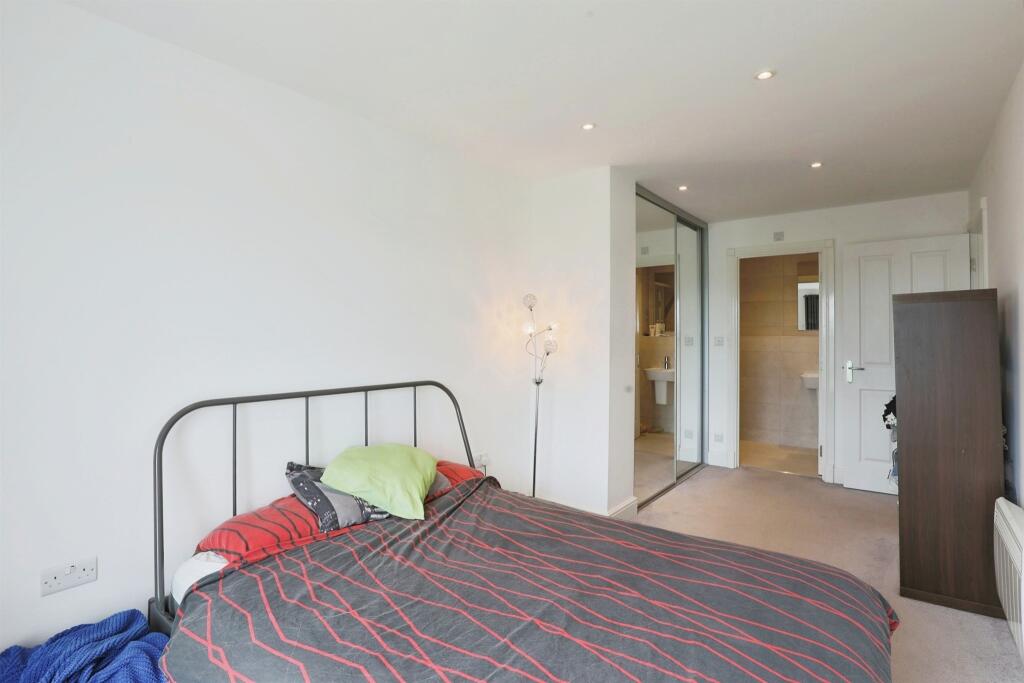 Additional image 7 of Kingfisher Close, Warwick