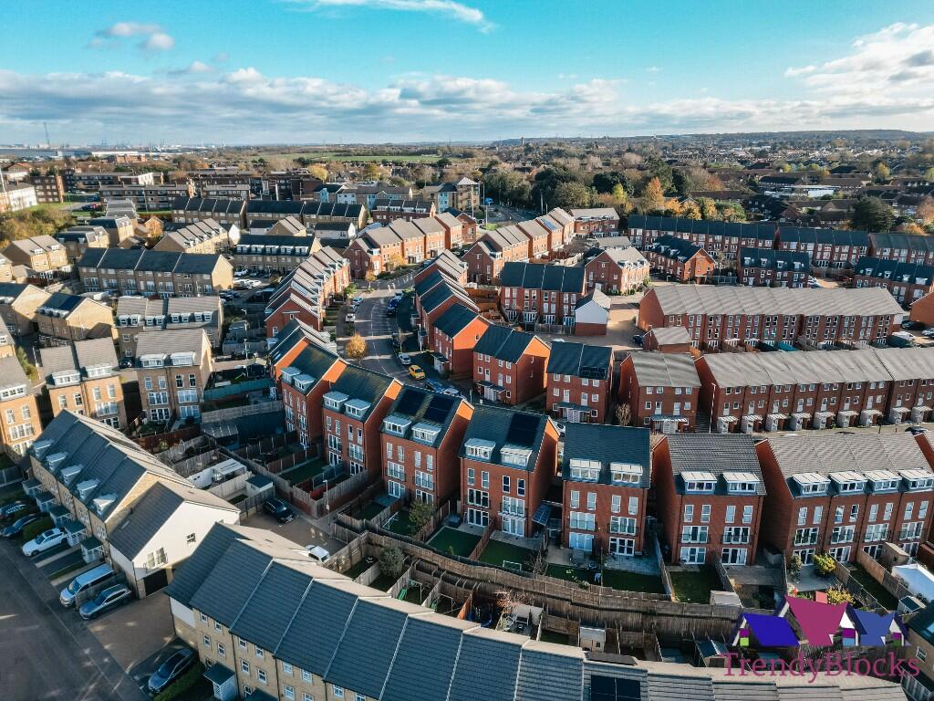 Additional image 7 of Burroughs Drive, Dartford, Kent, DA1