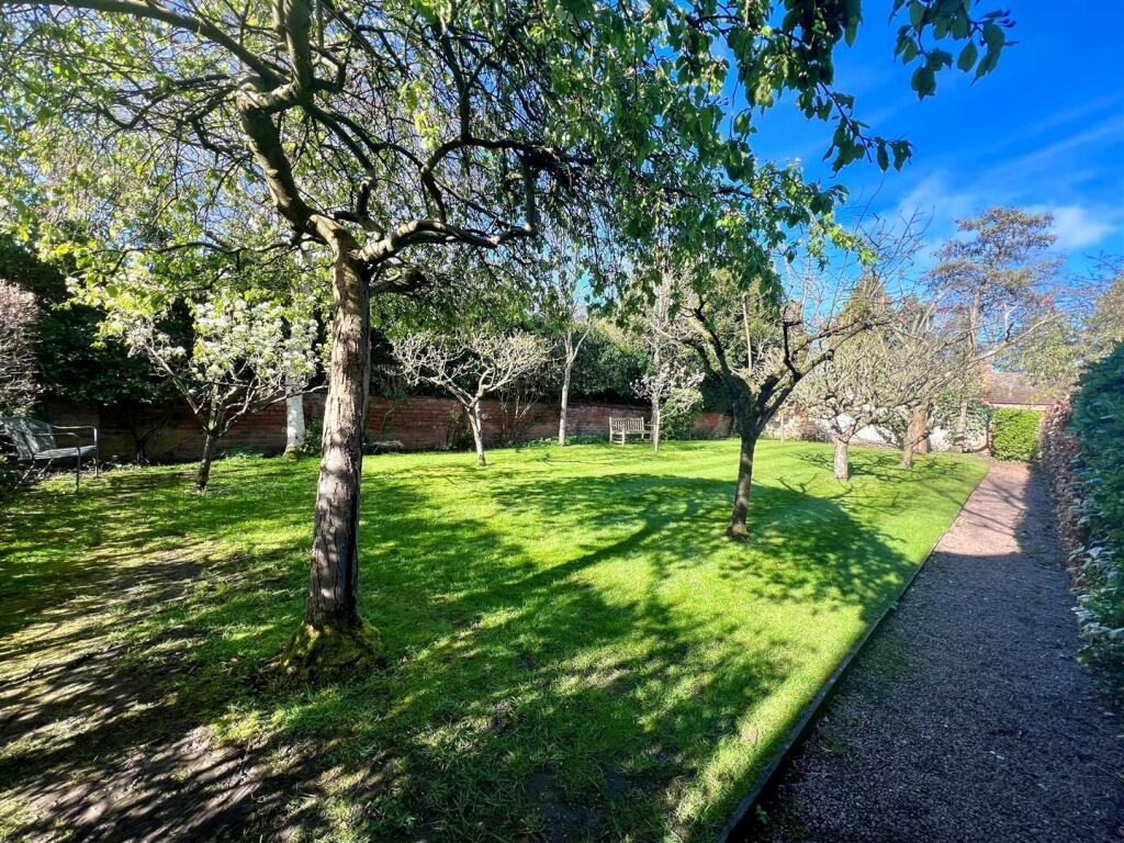 Additional image 3 of Avonbank Paddocks, Stratford-upon-Avon