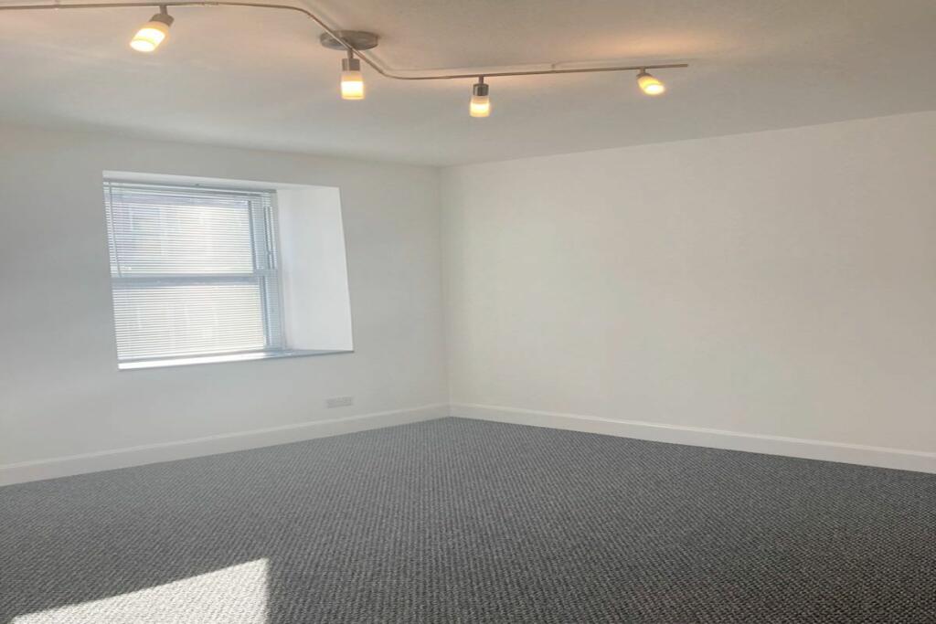 Additional image 2 of 269, High Street Flat 2-2, Arbroath, DD111EE