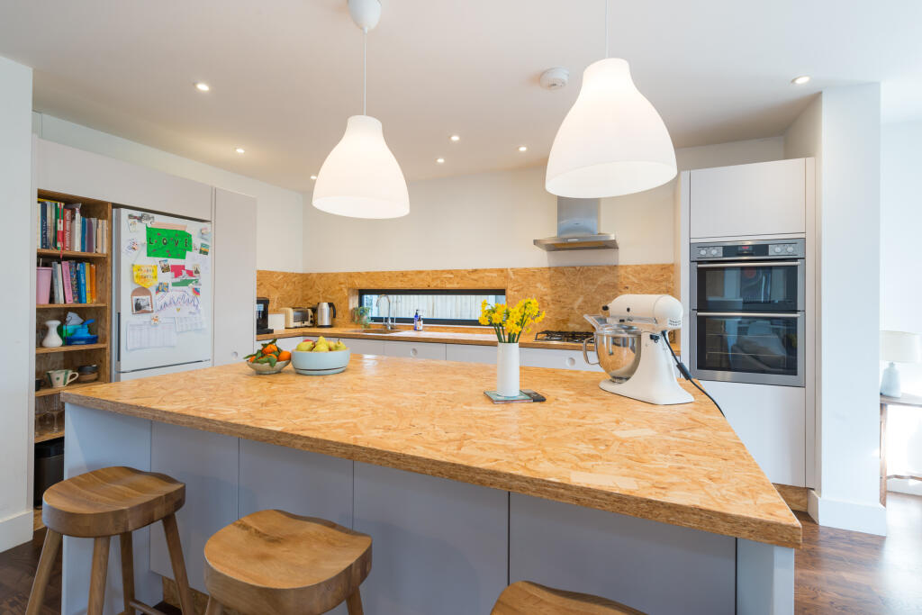 Additional image 8 of St. Marys Grove, Whitstable