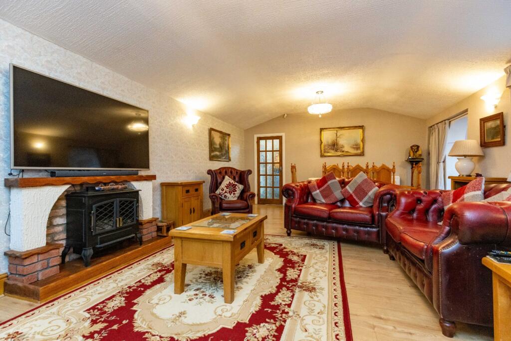 Additional image 22 of Saunders Avenue, Bedworth, Warwickshire, CV12