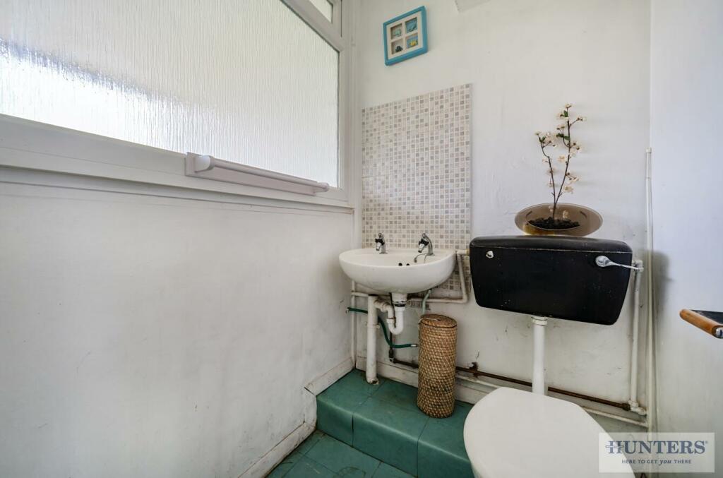 Additional image 12 of Mangold Way, Erith