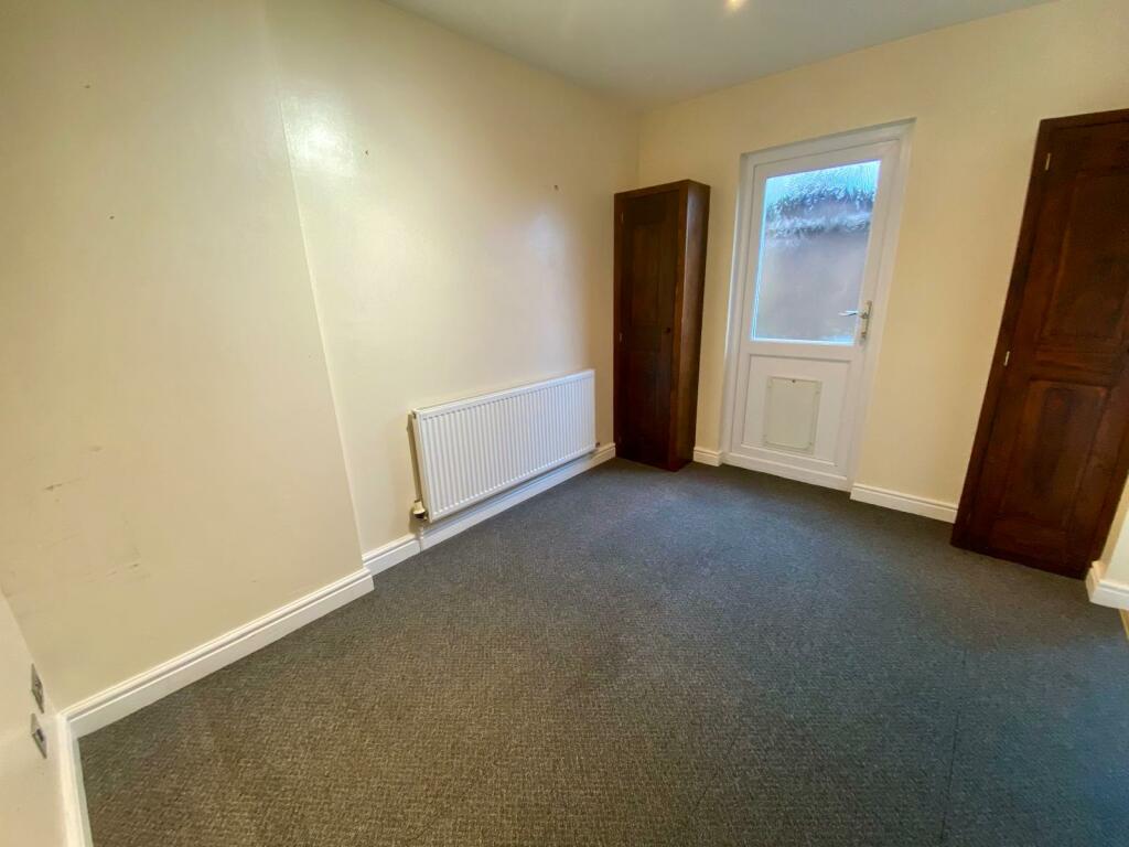 Additional image 4 of Field Gate Lane, Fenny Compton, Southam