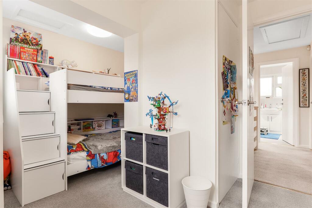 Additional image 16 of Turton Way, Kenilworth