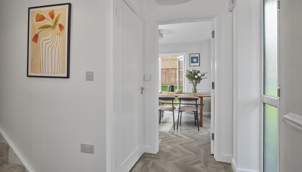 Additional image 7 of Whiting Avenue, Greenhithe, Kent, 
DA9 9YW.