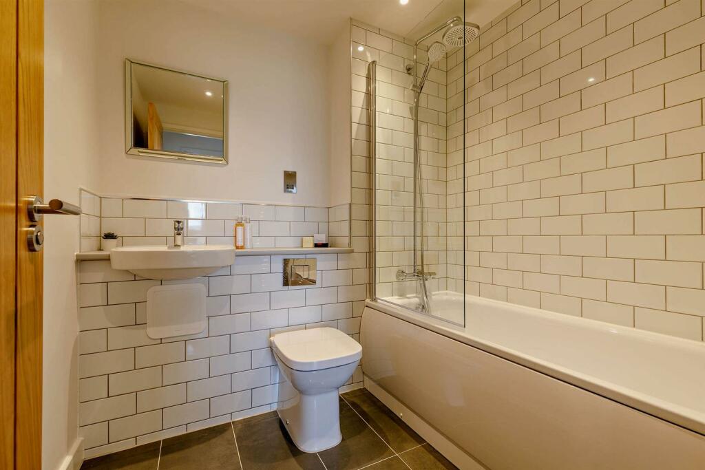 Additional image 7 of Spa Villas, Matlock Spa, Matlock