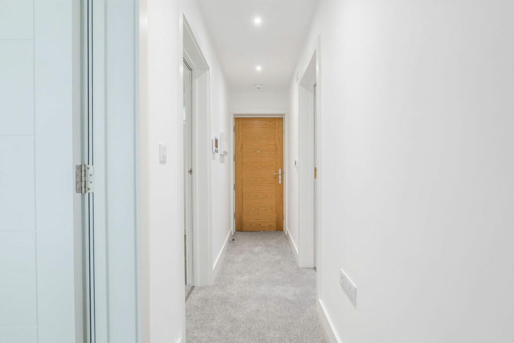 Additional image 9 of Brandon Parade, Leamington Spa, Warwickshire, CV32 4BZ