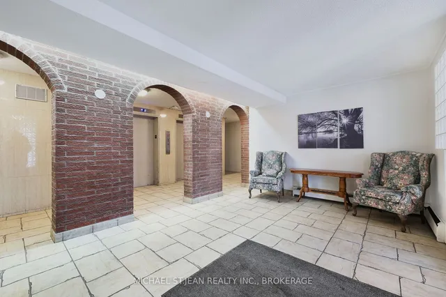 Additional image 26 of 851 Queenston Rd Unit 802