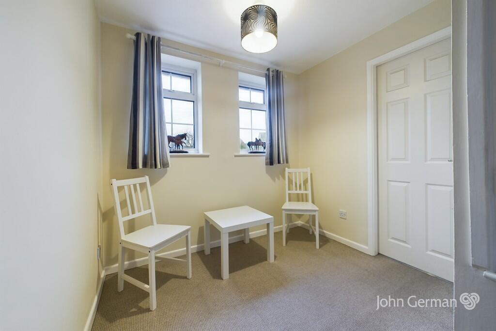 Additional image 18 of Fairfield Crescent, Newhall