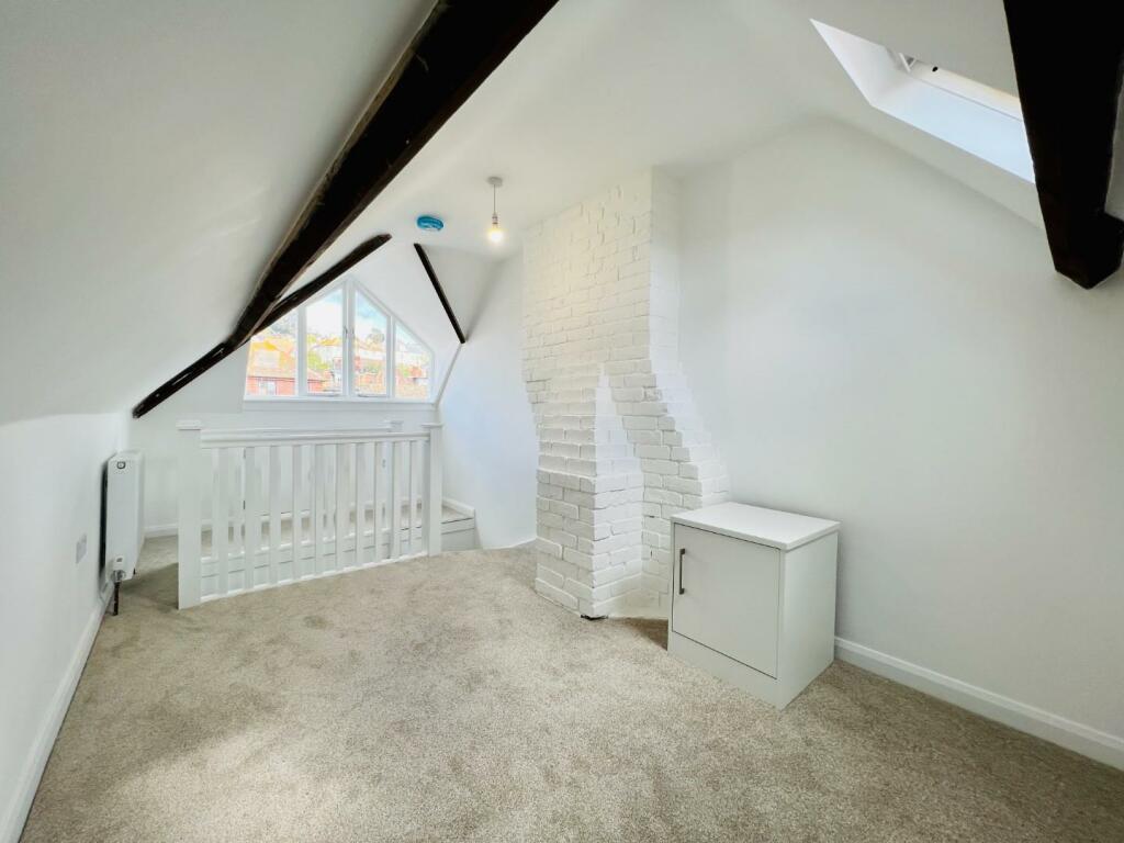 Additional image 9 of HYTHE