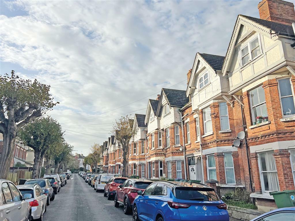 Additional image 4 of Cambridge Gardens, FOLKESTONE