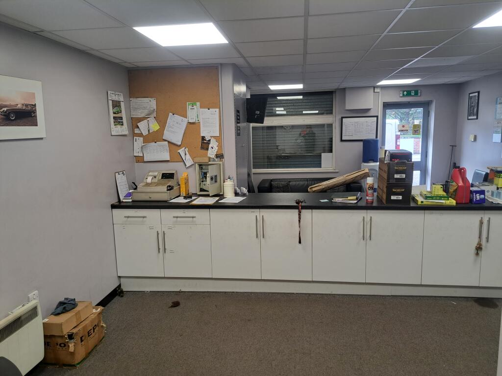 Additional image 7 of Woodbine Garage, Sinfin Moor Lane, off SInfin Lane, Derby