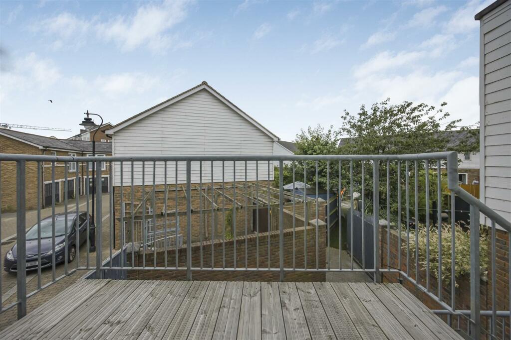 Additional image 13 of Carmichael Avenue, Greenhithe