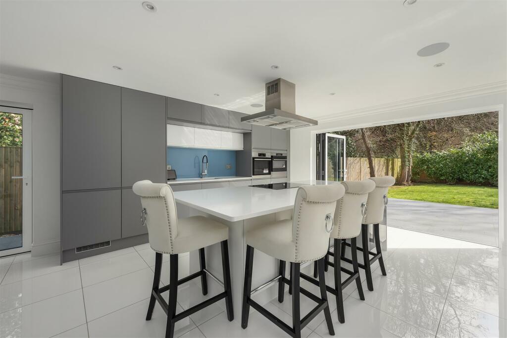 Additional image 2 of Royal Avenue, Whitstable