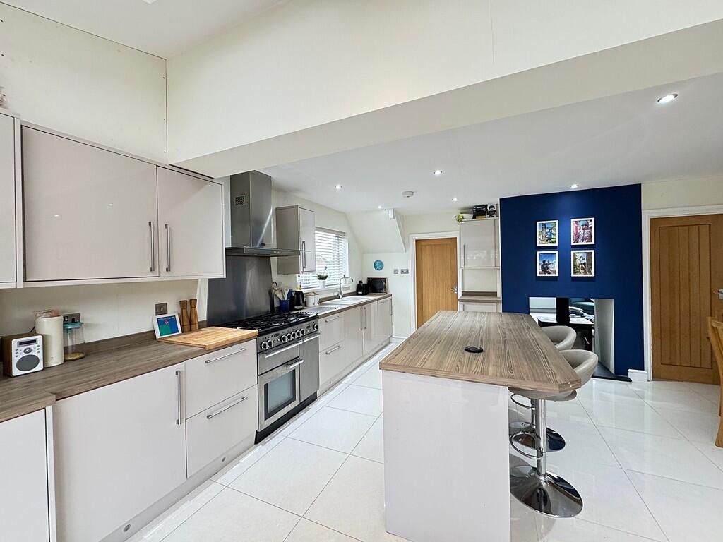 Additional image 6 of Blackthorn Road, Kenilworth