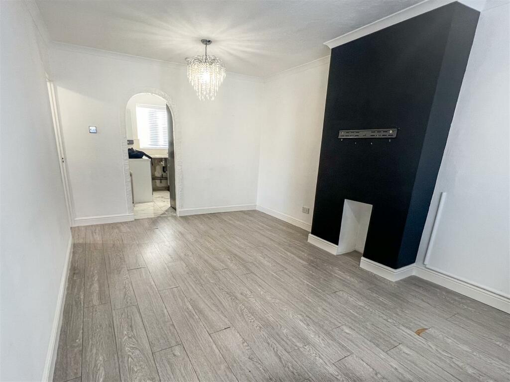 Additional image 3 of Gwillim Close, Sidcup