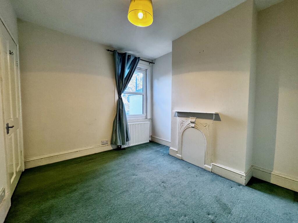 Additional image 8 of Burr Bank Terrace, Barn End Lane, Dartford, Kent