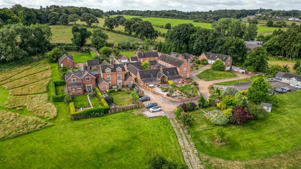 Additional image 36 of East Barn, Woodside, Morley, Derbyshire