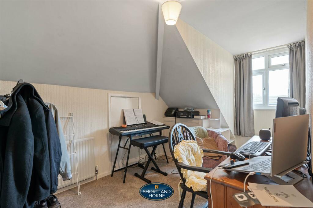 Additional image 27 of Knoll Drive, Styvechale, Coventry