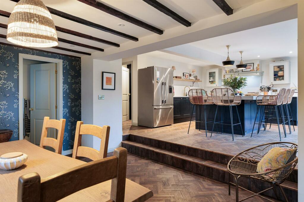 Additional image 34 of Main Street, Great Longstone, Bakewell, Derbyshire, DE45 1TG