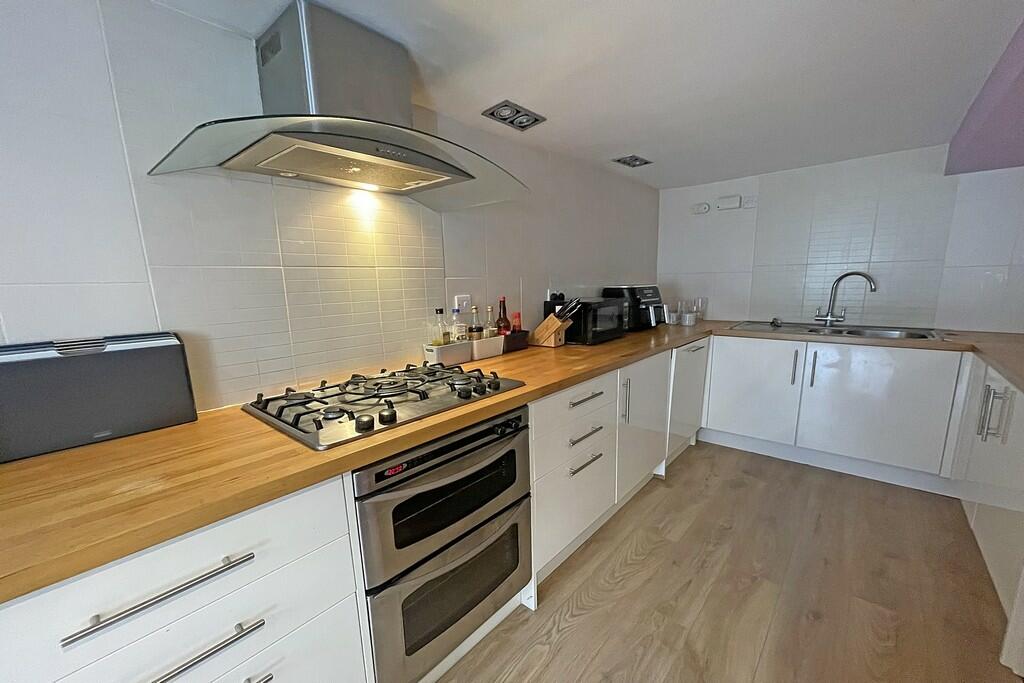 Additional image 6 of Russell Terrace, Leamington Spa