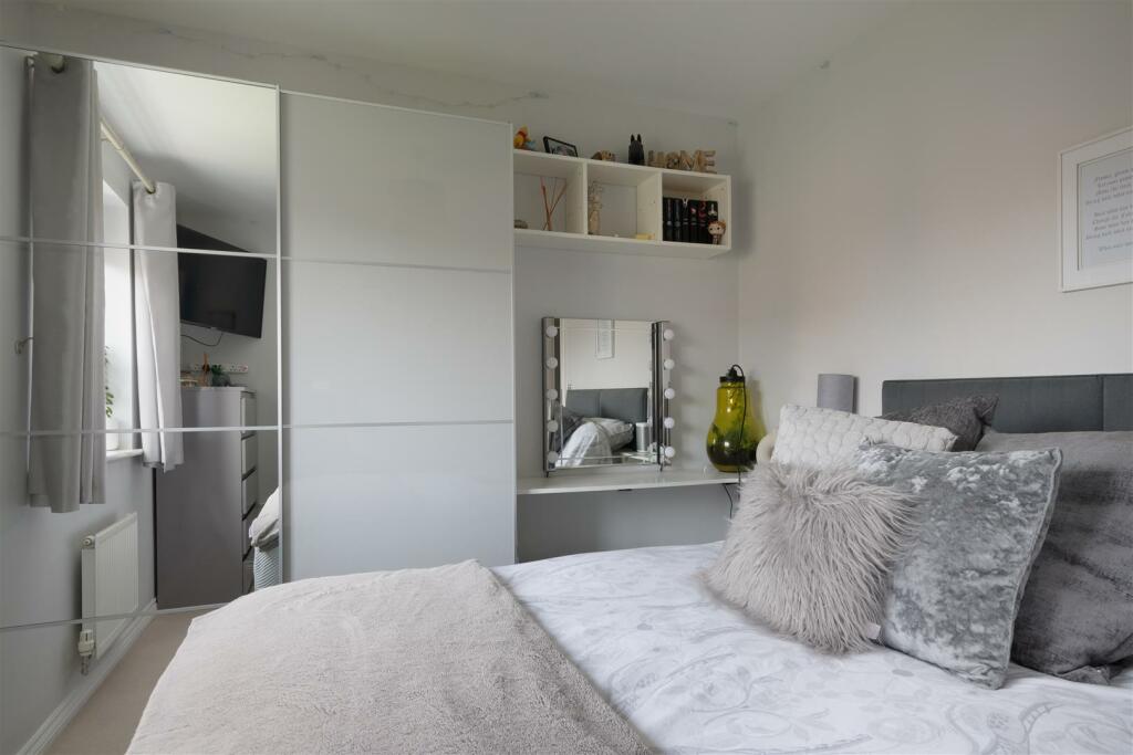 Additional image 19 of Brackley Crescent, Warwick