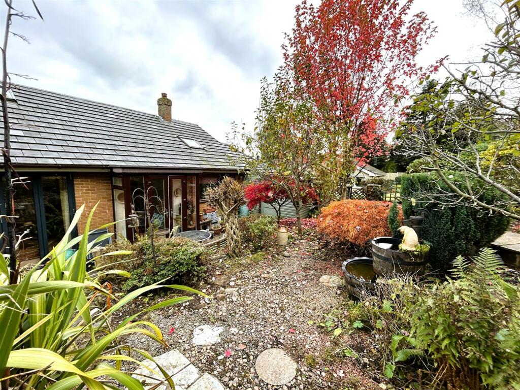 Additional image 4 of Chapel Lane, Crich, Matlock