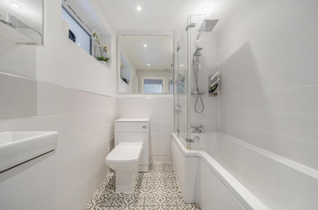 Additional image 4 of Hill Rise, Darenth, Dartford, Kent, DA2