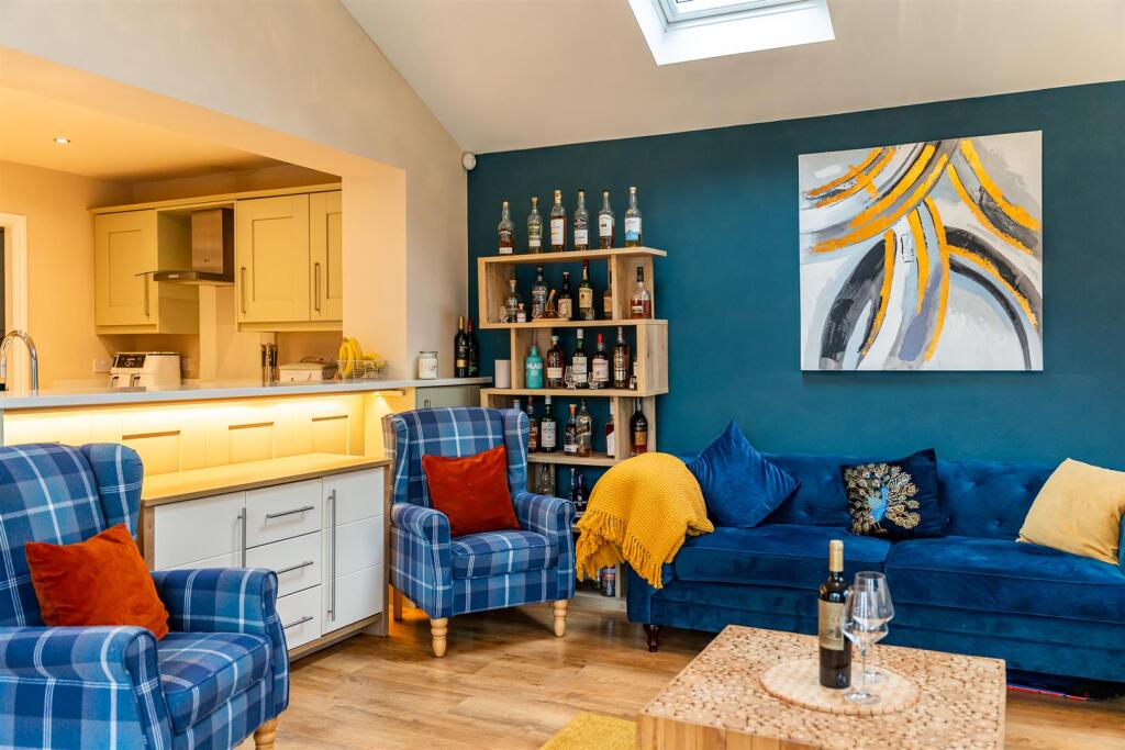 Additional image 13 of An Exceptional Family Home, Conveniently Placed in Kingsmead