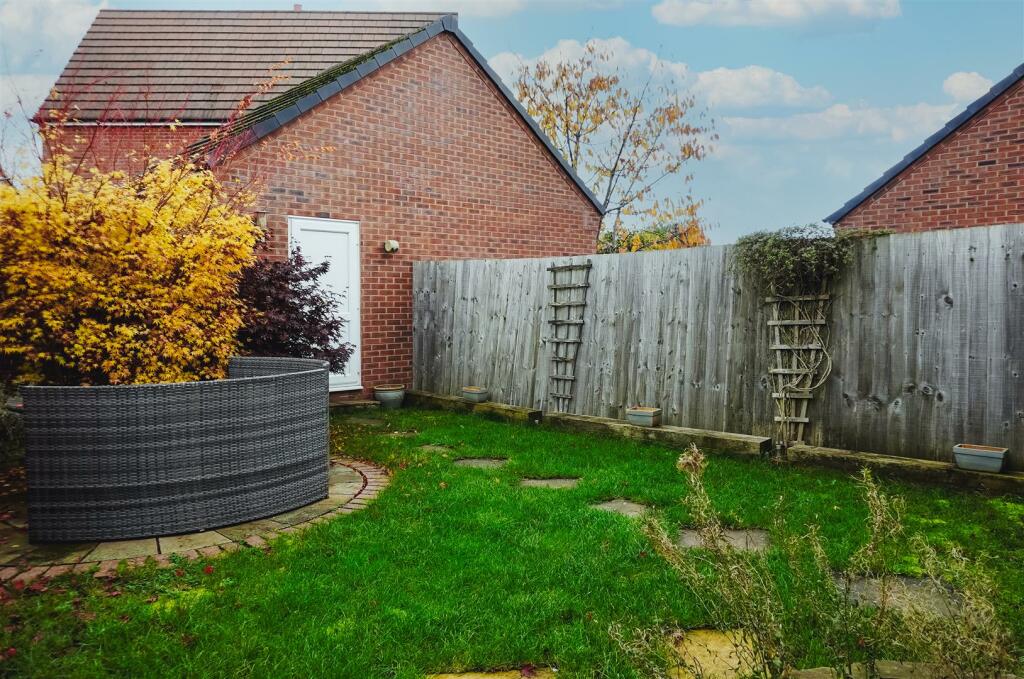 Additional image 20 of Macaulay Road, Bishops Itchington, Southam