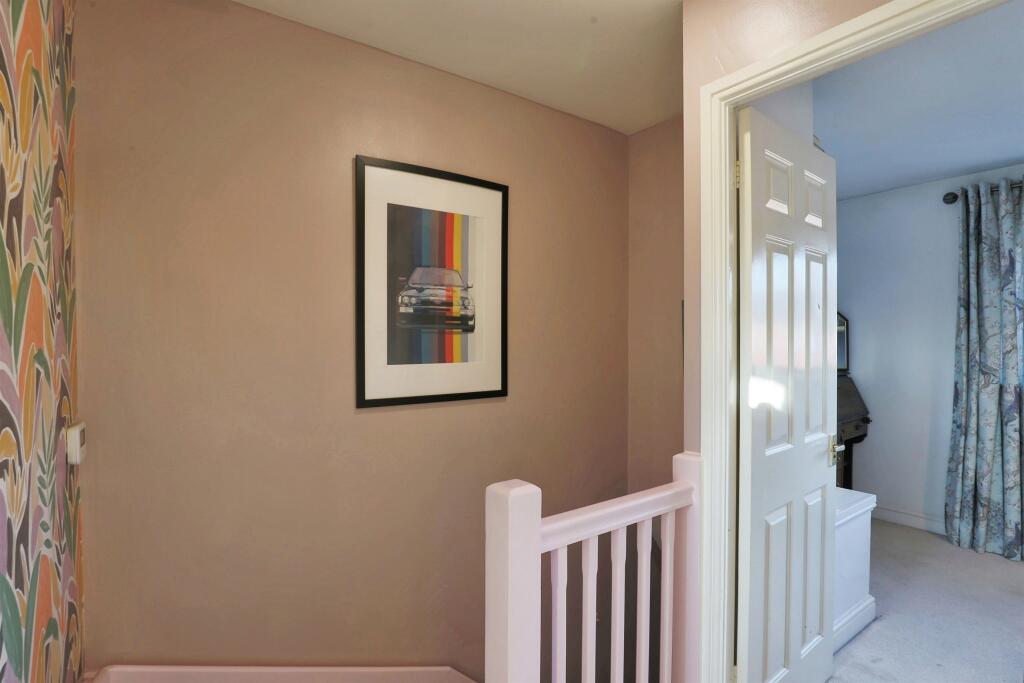 Additional image 11 of Simmons Court, Wellesbourne, Warwick