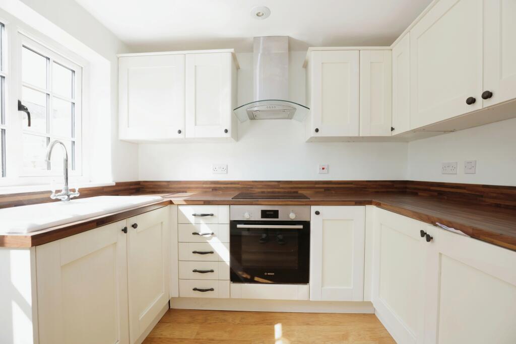 Additional image 2 of Ryland Street, Stratford-upon-Avon, Warwickshire, CV37