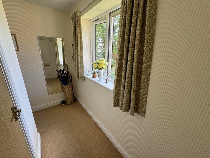 Additional image 4 of London Road, Holmes Chapel