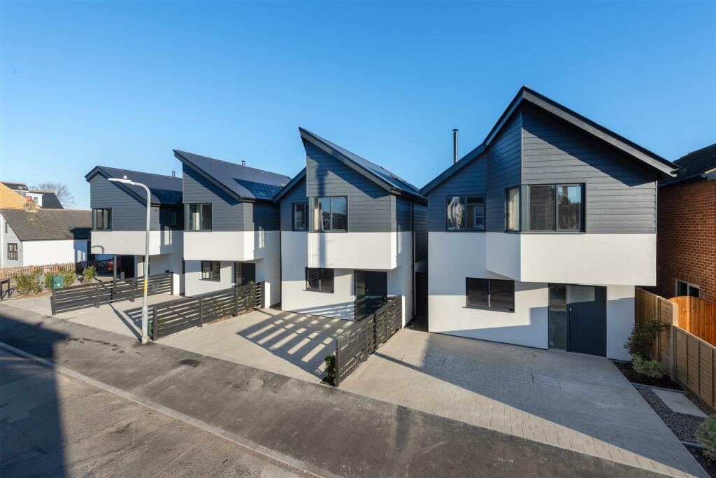 Additional image 7 of Hillview Road, Whitstable