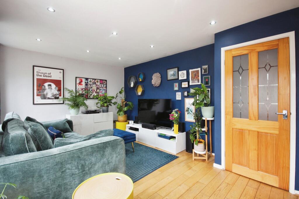 Additional image 19 of Brese Avenue, Warwick, Warwickshire, CV34