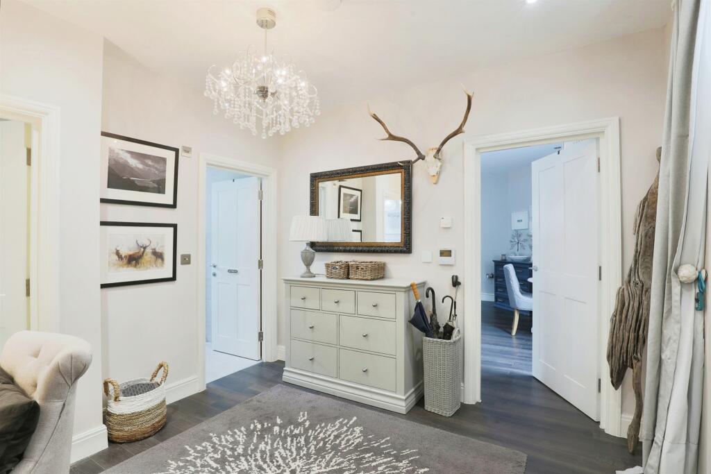 Additional image 5 of Walton Road, Wellesbourne, Warwick