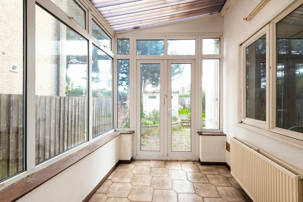 Additional image 3 of Park Crescent, Erith, DA8