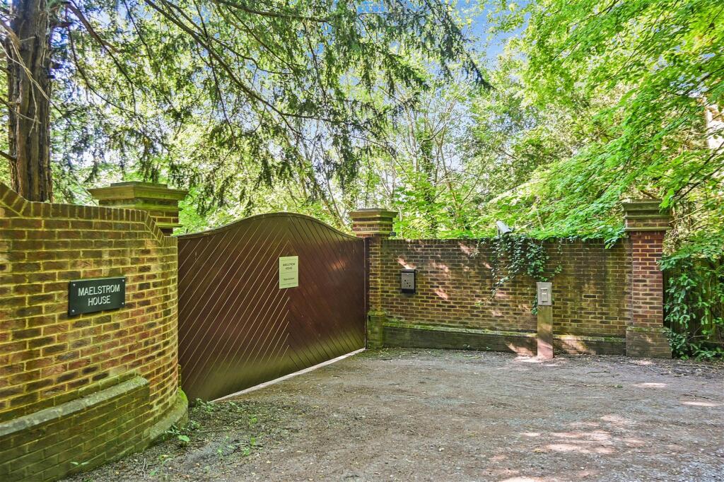 Additional image 27 of Taylors Hill, Chilham, Canterbury, Kent